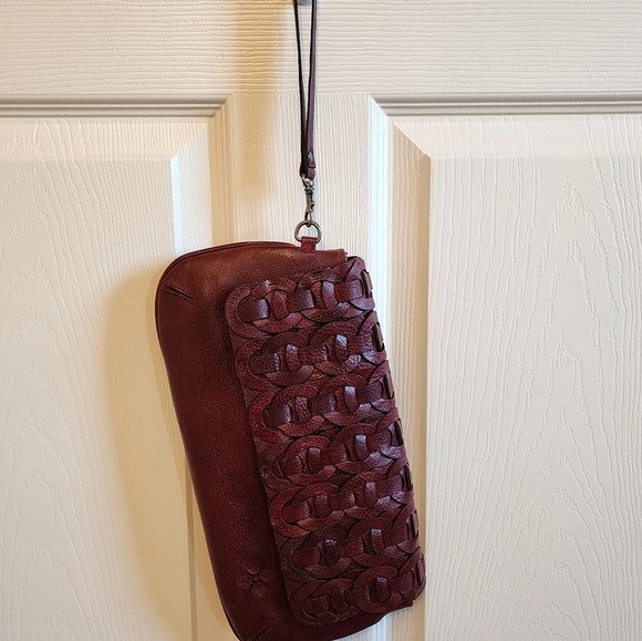 Patricia Nash Baku Leather Crossbody Clutch in Red / Pomegranate color - Picture 6 of 12